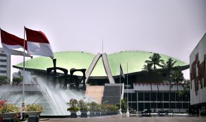 Gedung-DPR.
